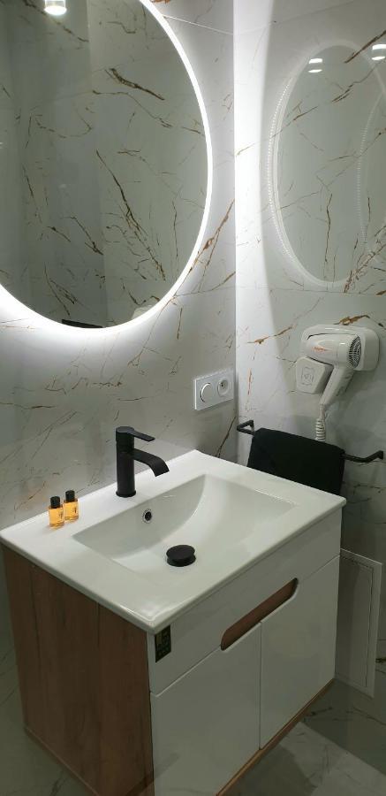 Vip Room 2+2 Konin  Exterior photo