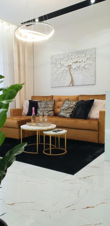 Vip Room 2+2 Konin  Exterior photo