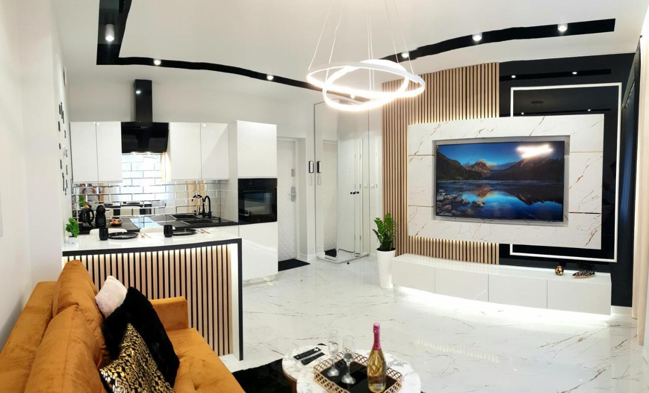 Vip Room 2+2 Konin  Exterior photo