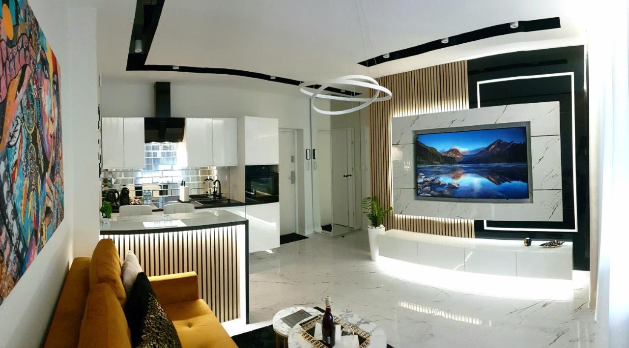 Vip Room 2+2 Konin  Exterior photo